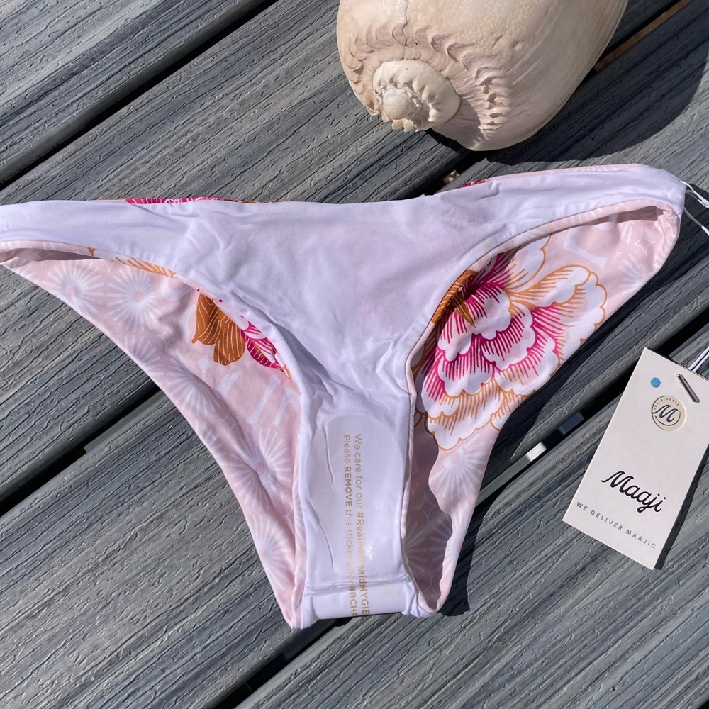 MAAJI Embroidered Bikini Bottoms - Flirt Cheeky in Mexican Floral - S - Picture 11 of 16
